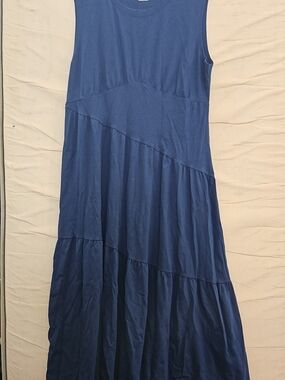 DKNY Women’s Navy Blue Tiered Maxi Dress